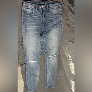 GAP True Skinny Jeans with Distressed Details-30R